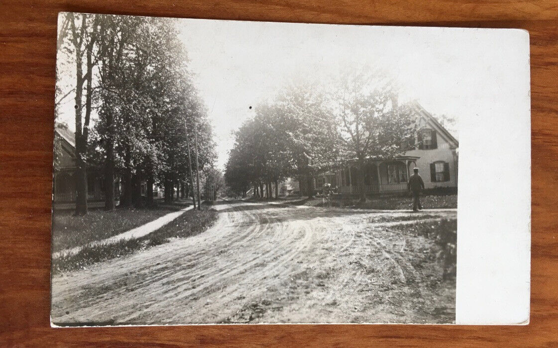c 1910 STREET IN EAST HARDWICK VERMONT VT GOING TOWARDS GREENSBORO RPPC POSTCARD