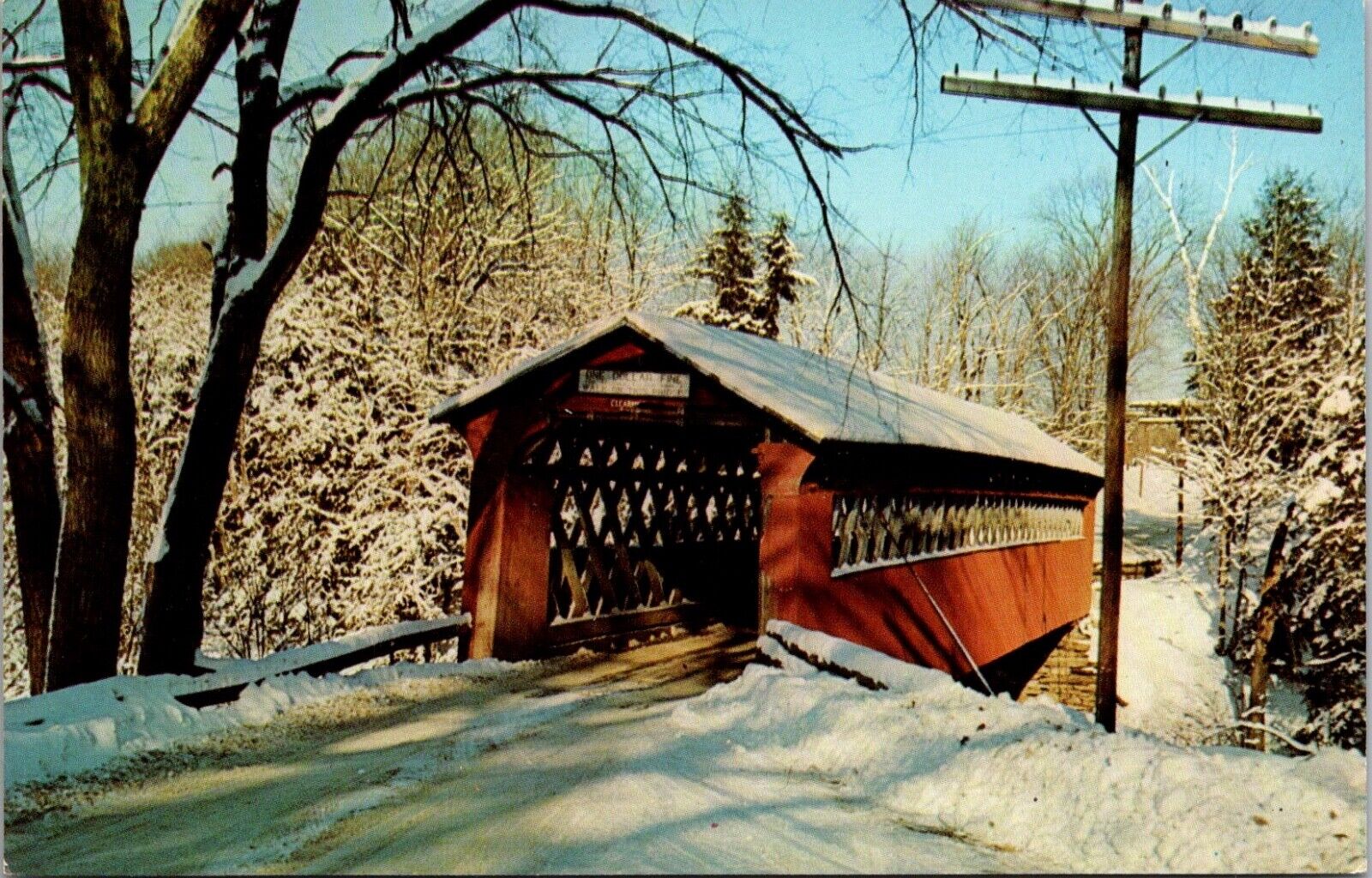Postcard East Arlington Vermont Old Covered Chiselville Bridge Vintage Unposted