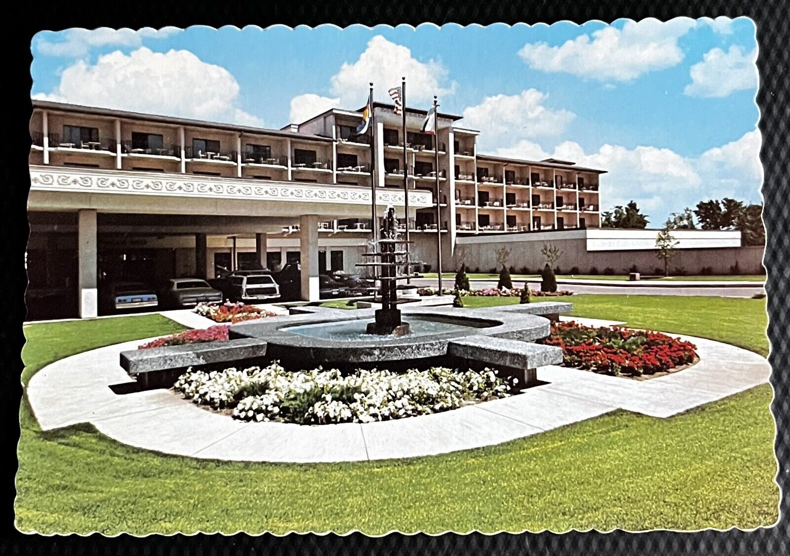 Broadmoor West Resort Hotel, Colorado Springs, Colorado Vintage Postcard 