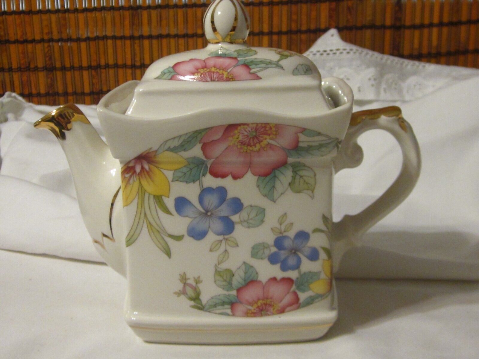 Windsor England Tall Cube Style Floral Teapot With Gold Trim