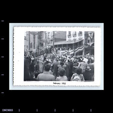 Vintage Photo CROWD STREET SCENE NEW ORLEANS 1952 SUTTON'S FAIRYLAND picture